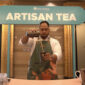 Seorang peracik asal Boyolali Cakra Virajatiteh membuat tea mixology atau tea blending untuk mendapatkan rasa teh yang unik namun enak di Festival Java Tea Experience dalam rangkaian WJIS 2022 di Hotel Trans Luxury Bandung, Kamis (06/10).