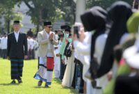 ubernur Jawa Barat Ridwan Kamil menjadi Pembina Upacara Peringatan Hari Santri Tingkat Provinsi Jabar di Lapangan Gasibu, Kota Bandung, Sabtu (22/10/2022). 