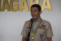 Kepala BNPB Suharyanto memberi keterangan resmi kepada awak media.