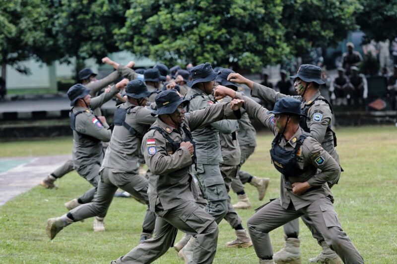 Diklatsar Kepamongprajaan yang digelar Satpol PP Kota Bandung di Pusat Pendidikan Teritorial (Pusdikter) Kodiklat TNI AD Kabupaten Bandung Barat.