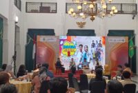 Pemprov Jabar meluncurkan sinteron Kabayan Milenial 2 di Gedung Sate, Kota Bandung, Jumat (7/6/2024).