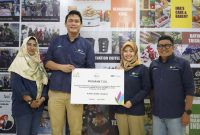 PT PLN (Persero) melalui program PLN Peduli beri pelatihan dan sertifikasi bagi pelaku usaha mikro, kecil, dan menengah (UMKM) yang tergabung dalam Rumah BUMN Cirebon pada 22 April 2025.
